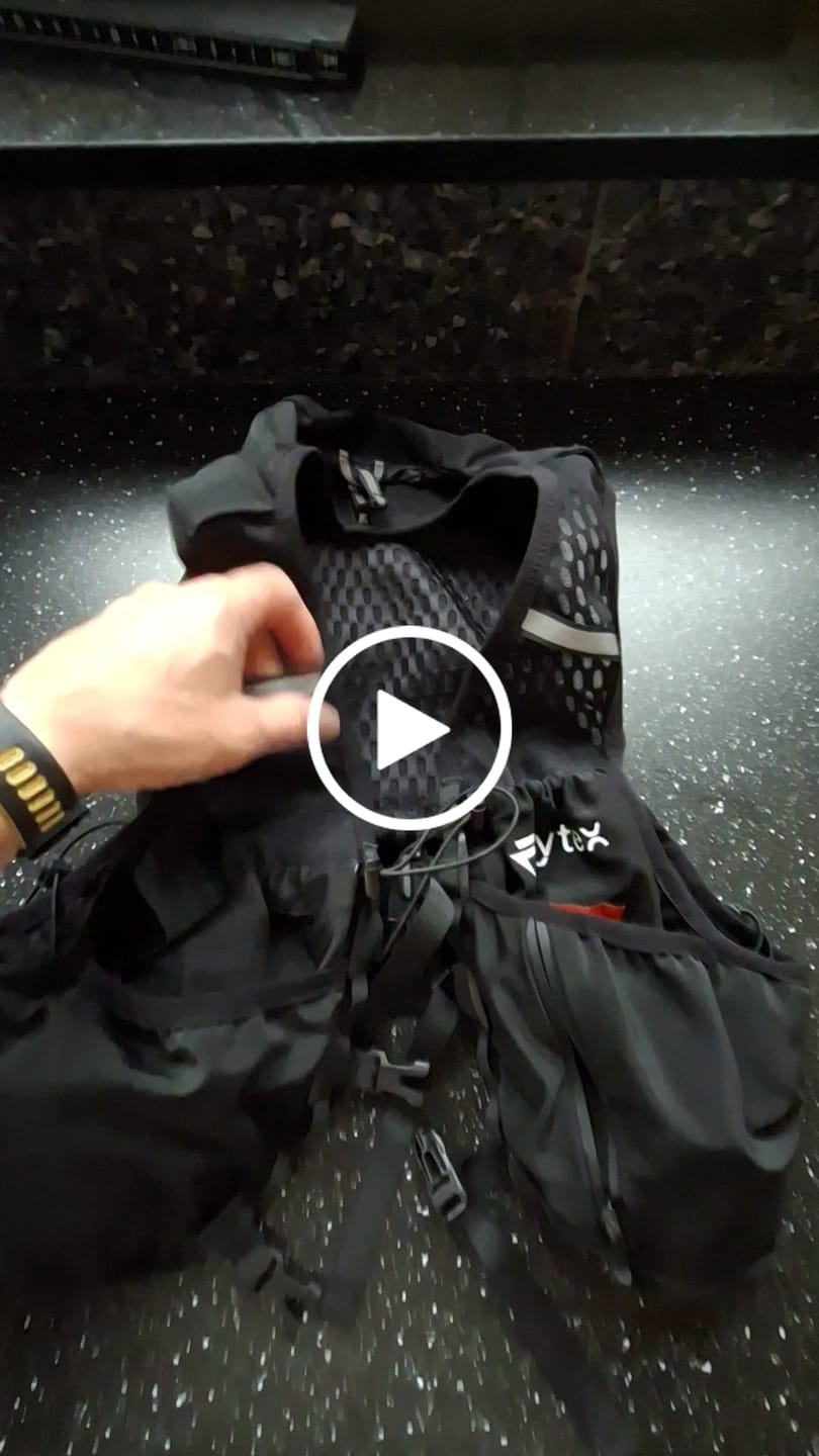Customer video review of Gilet d'Hydratation 15L