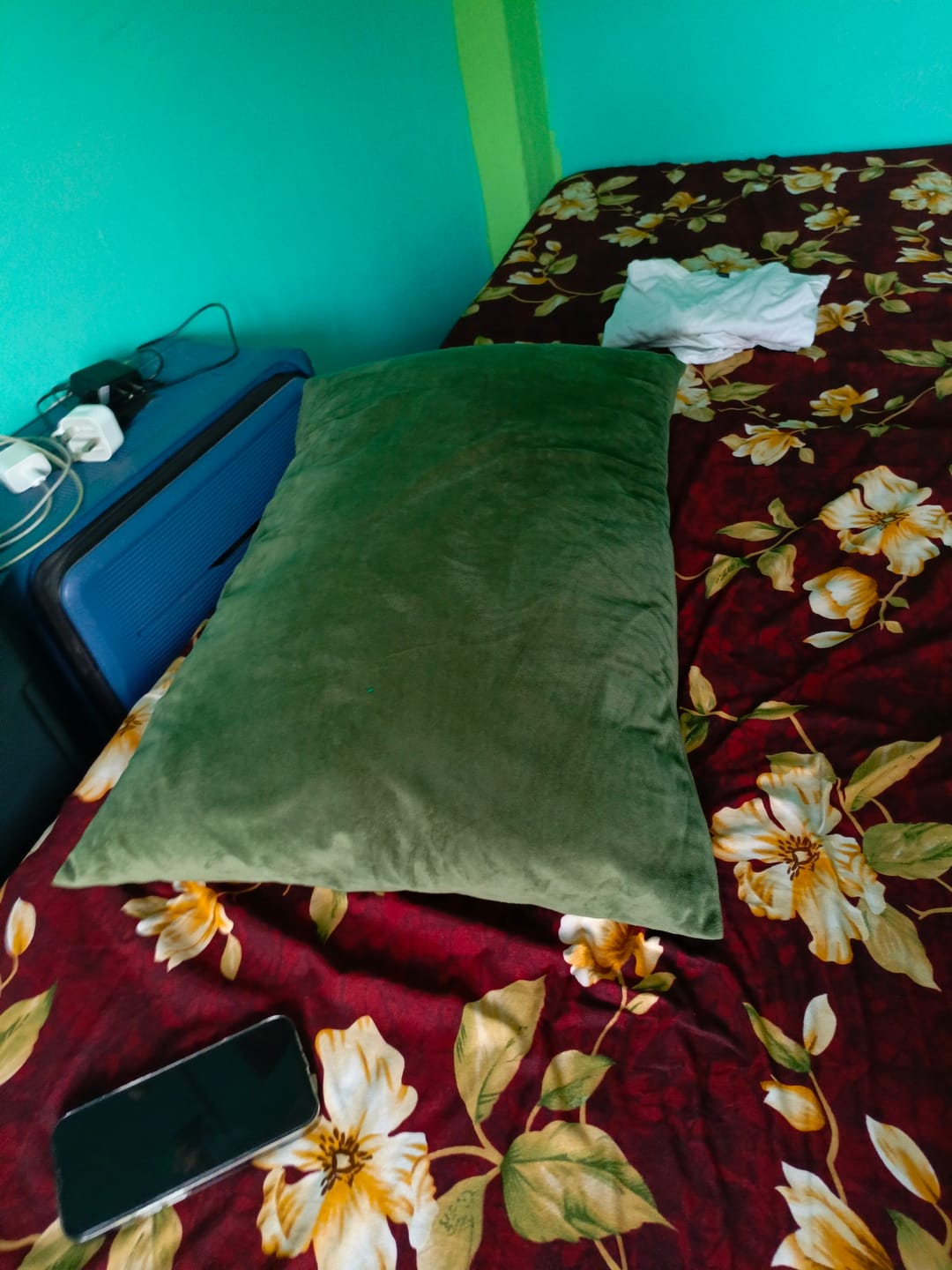 Customer photo review of Flo Adjustable Pillow (Fibre)