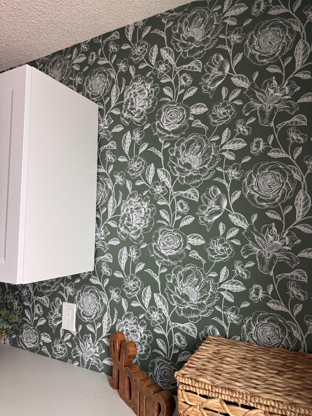 Customer photo review of Rose and Hydrangea Drawn Floral Wallpaper