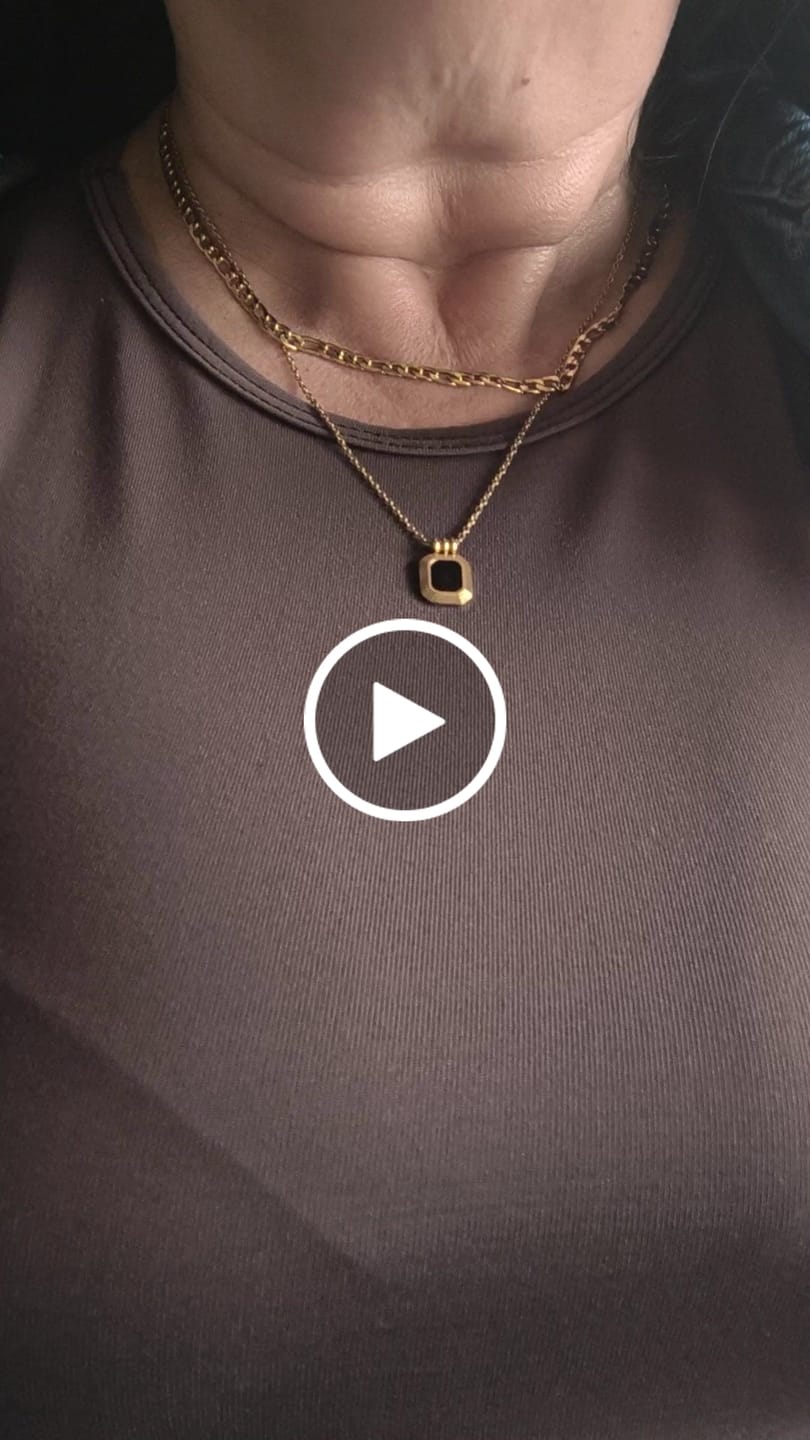Customer video review of Mix Colar Aurora Banhado em Ouro 18K