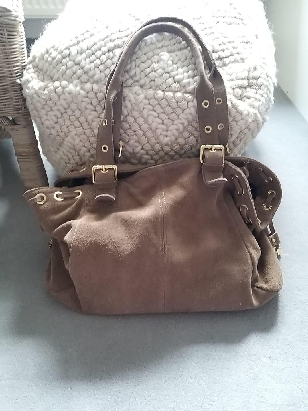 Customer photo review of Muse bag taupe
