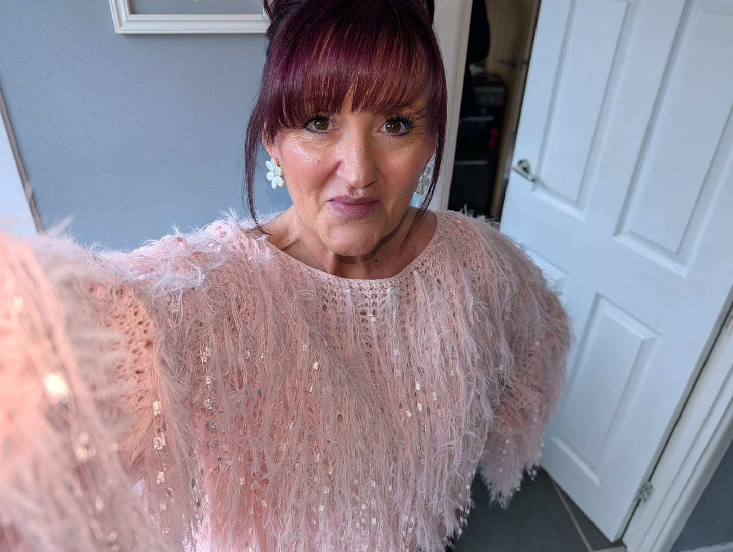 Customer photo review of Stranded Flicky Messy Scrunchie Bun - Colour #99J Plum Blossom