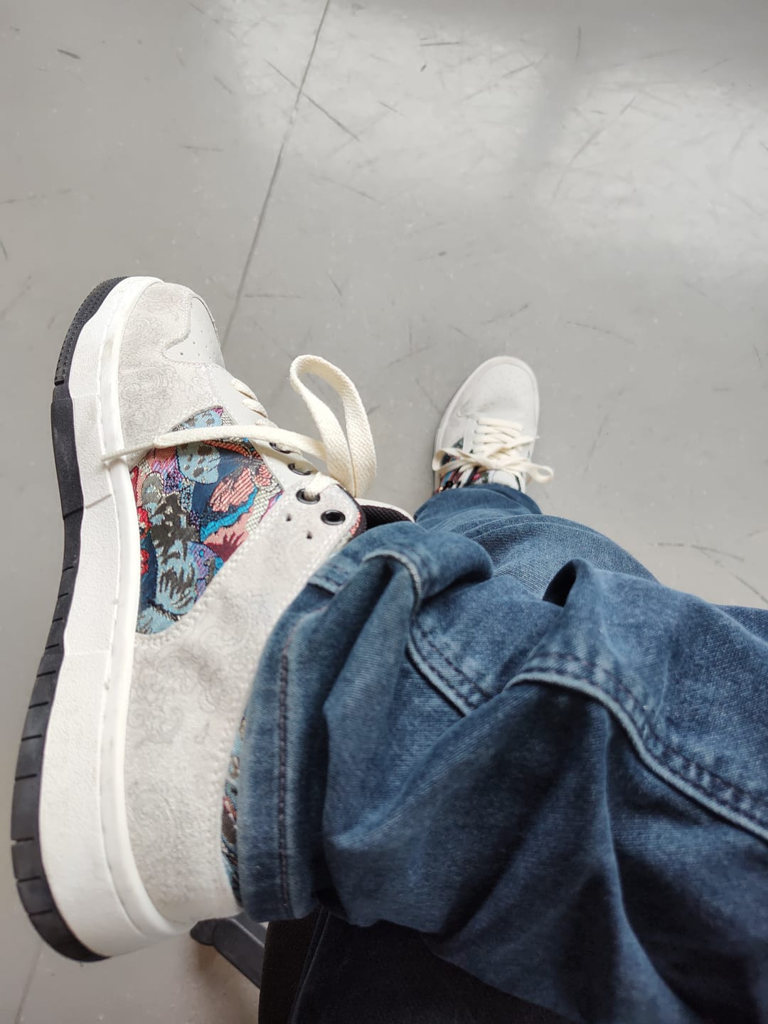 Customer photo review of Dunhuang Mythos Sneakers