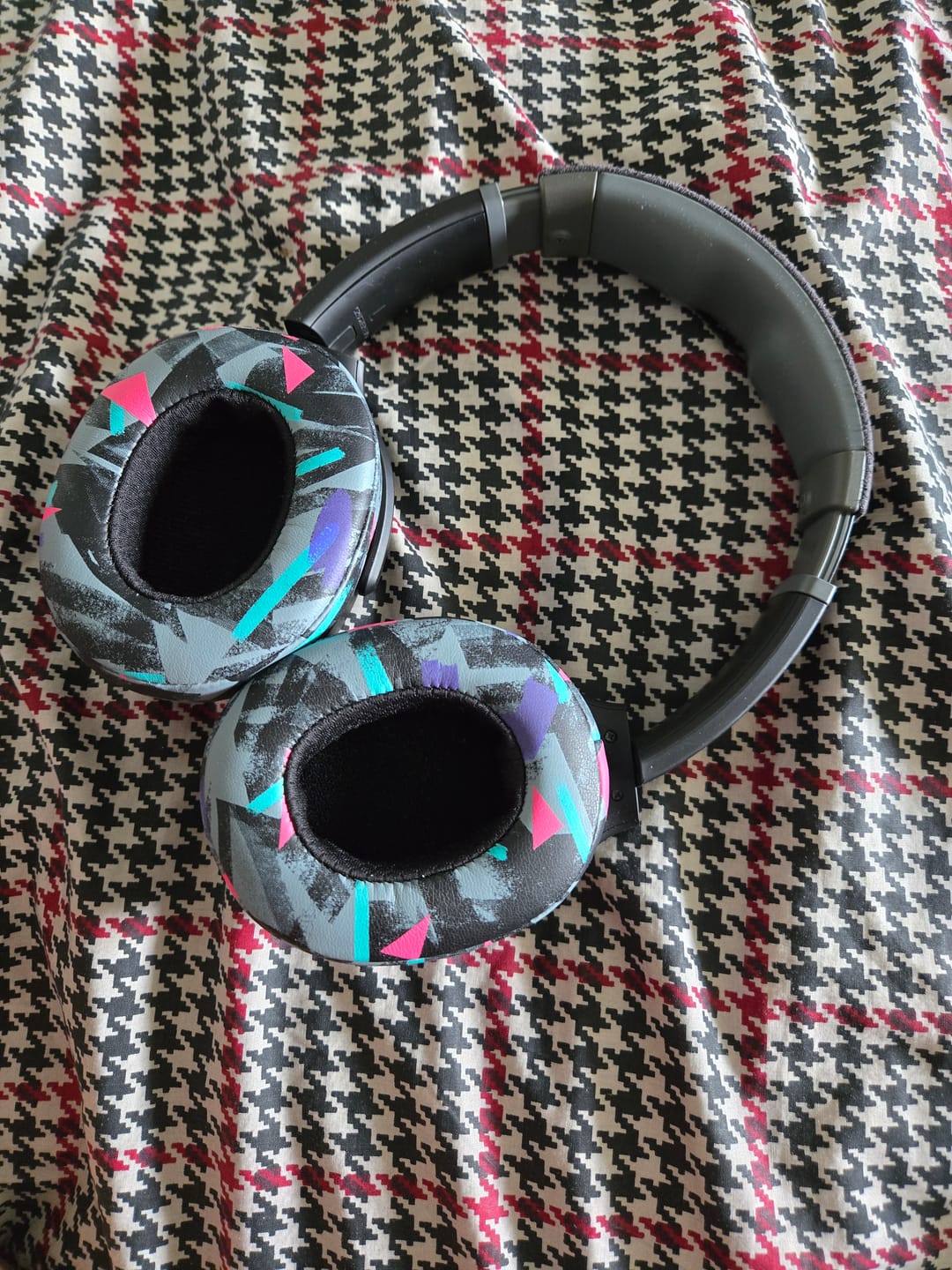 Customer photo review of Skullcandy Hesh 3, Evo, and Crusher Replacement Earpads