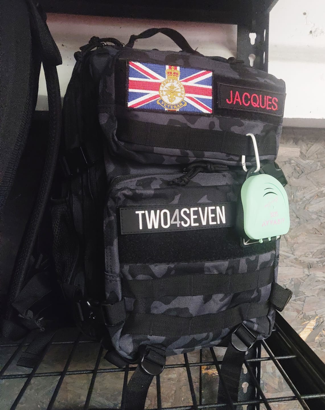 Customer photo review of TWO4SEVEN 25L Backpack - Black Camo