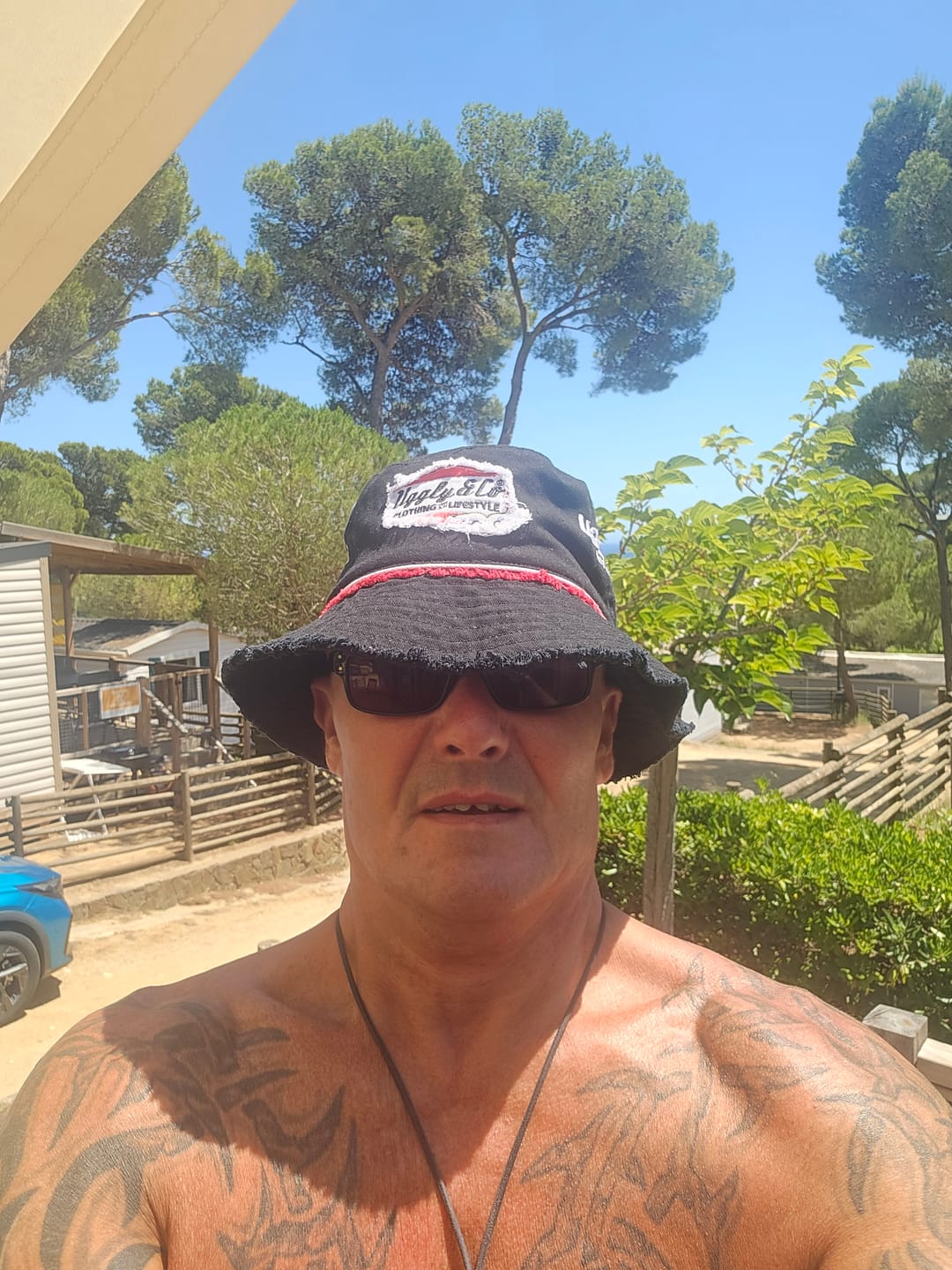 Customer photo review of Carl Cox Motorsport North West 200 Diamond Bucket Hat