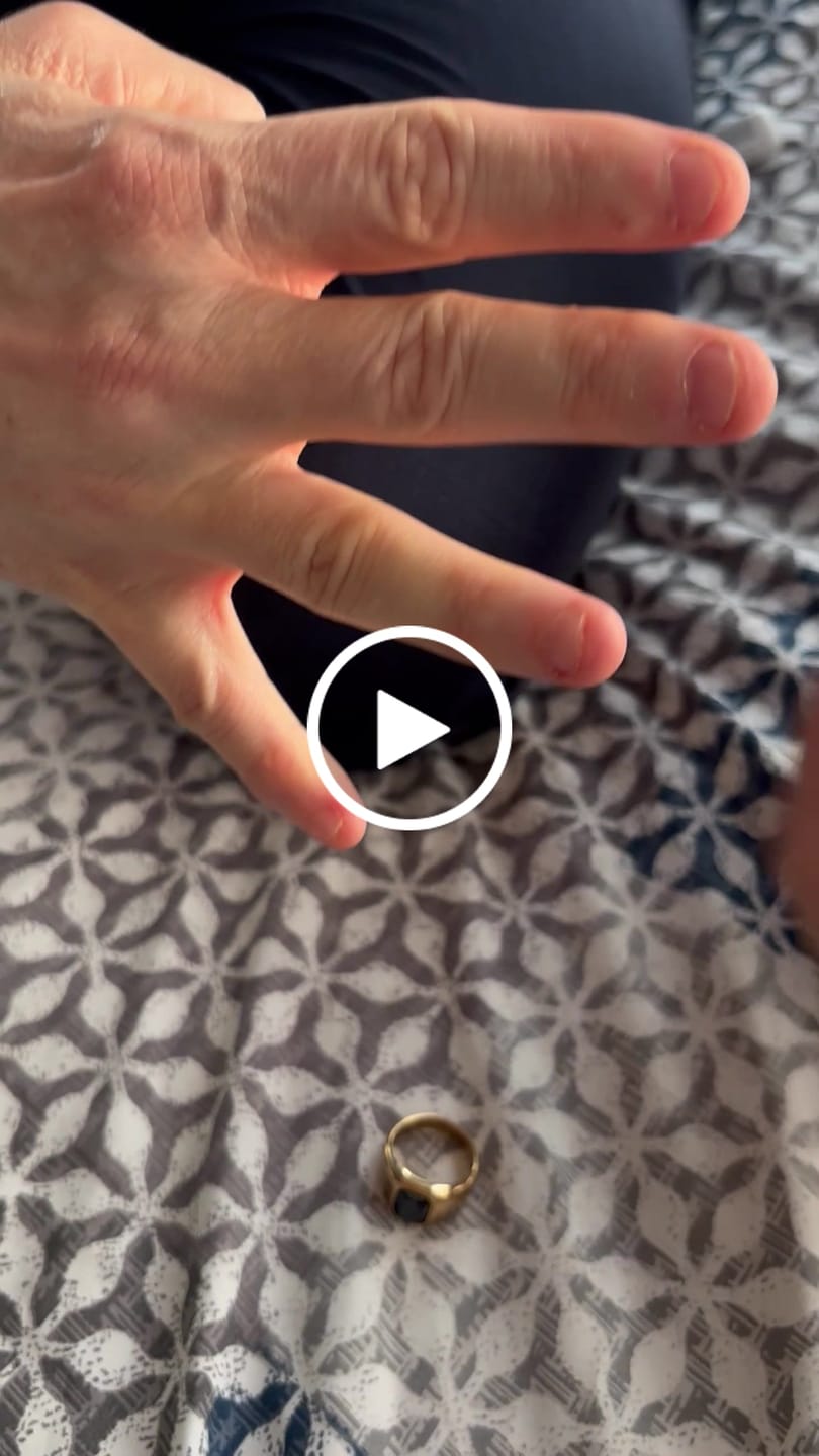 Customer video review of Emile Onyx