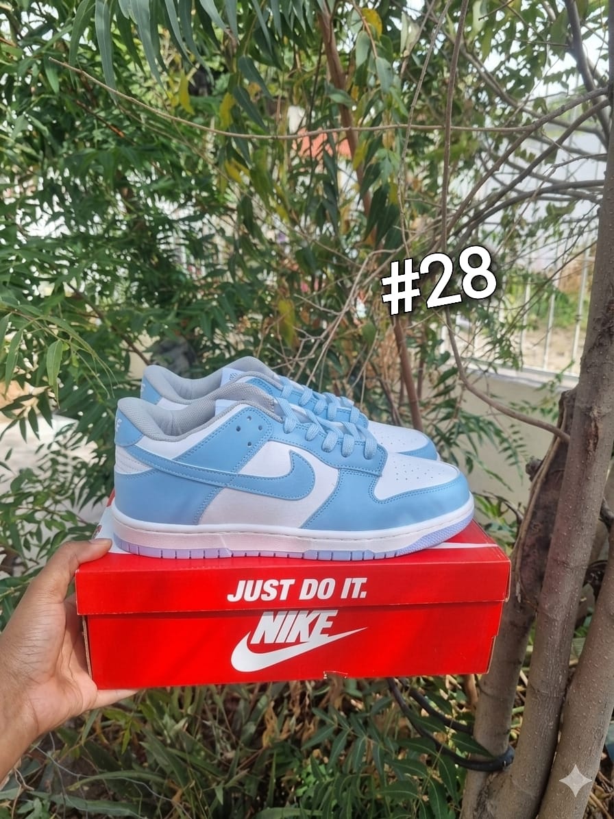 Customer photo review of Tenis Dunk Low Blanco Cielo