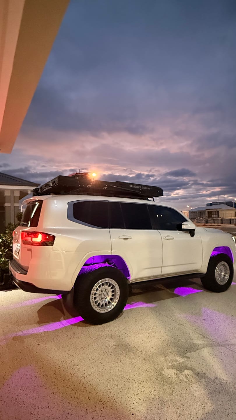 Customer photo review of Chasing RGB Rock Lights - 6 Pack