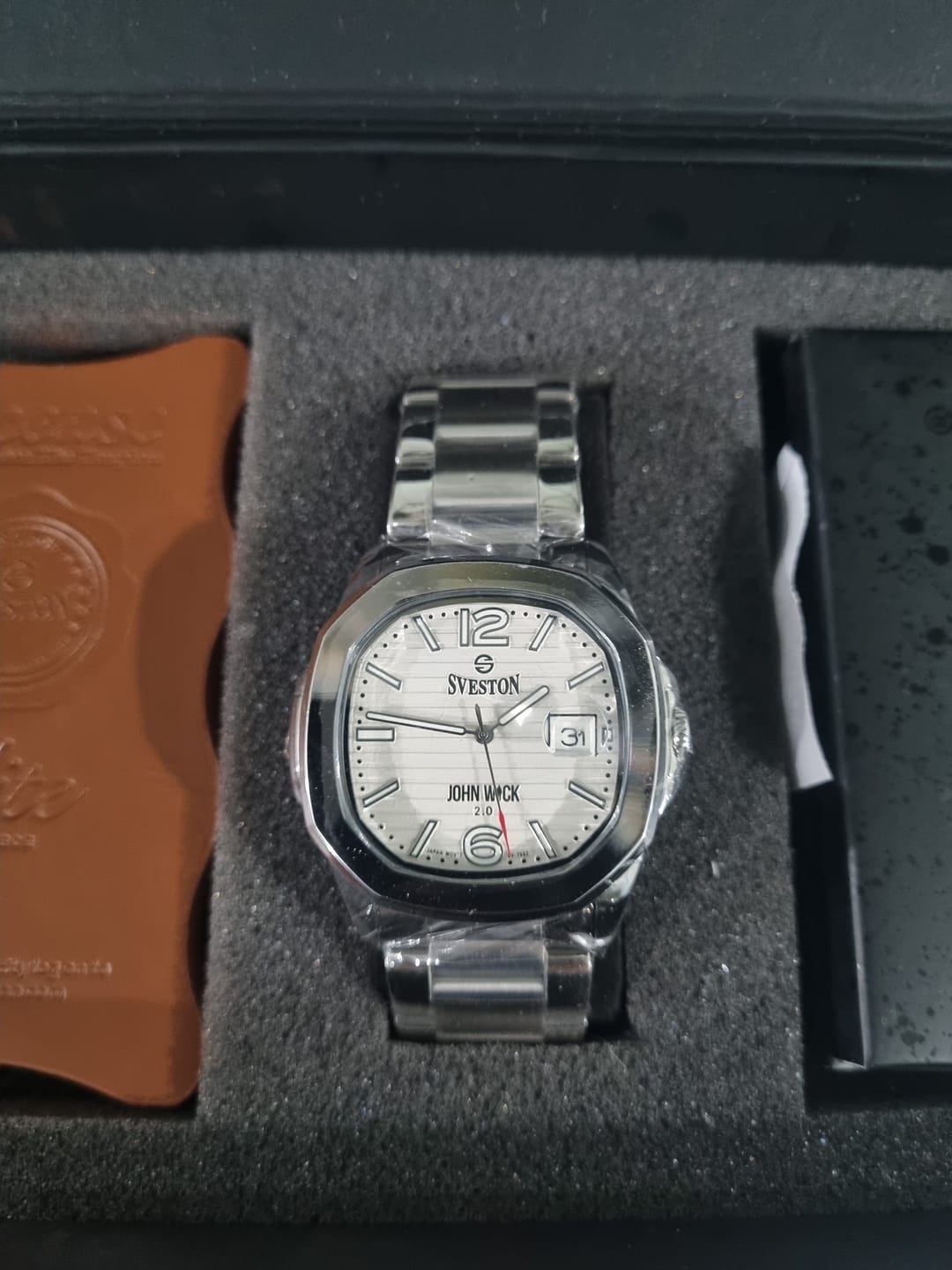 Customer photo review of John Wick Chain