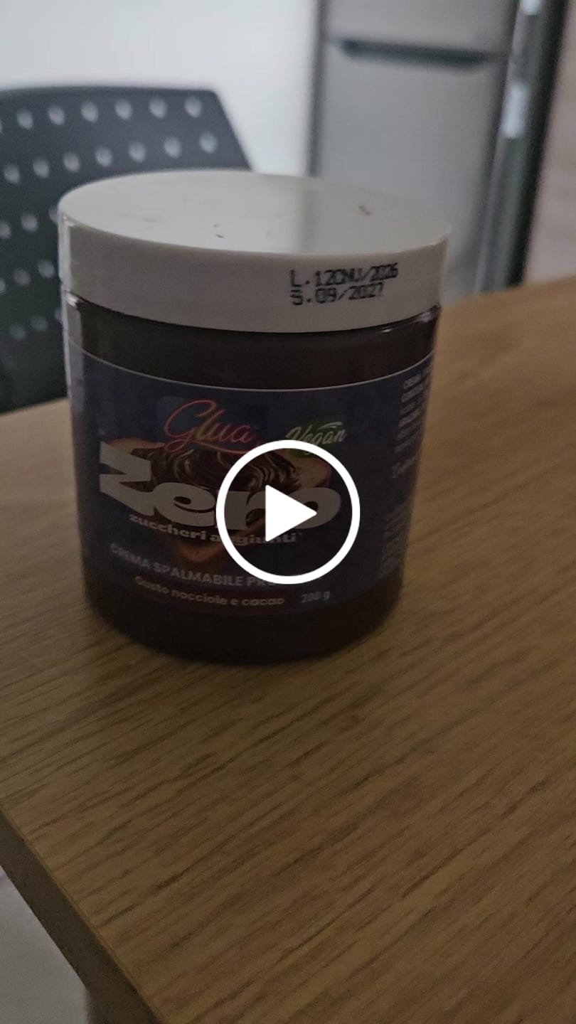 Customer video review of Crema proteica alla nocciola e cacao