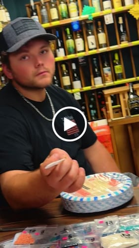 Customer video review of 7mm Figaro Link Chain