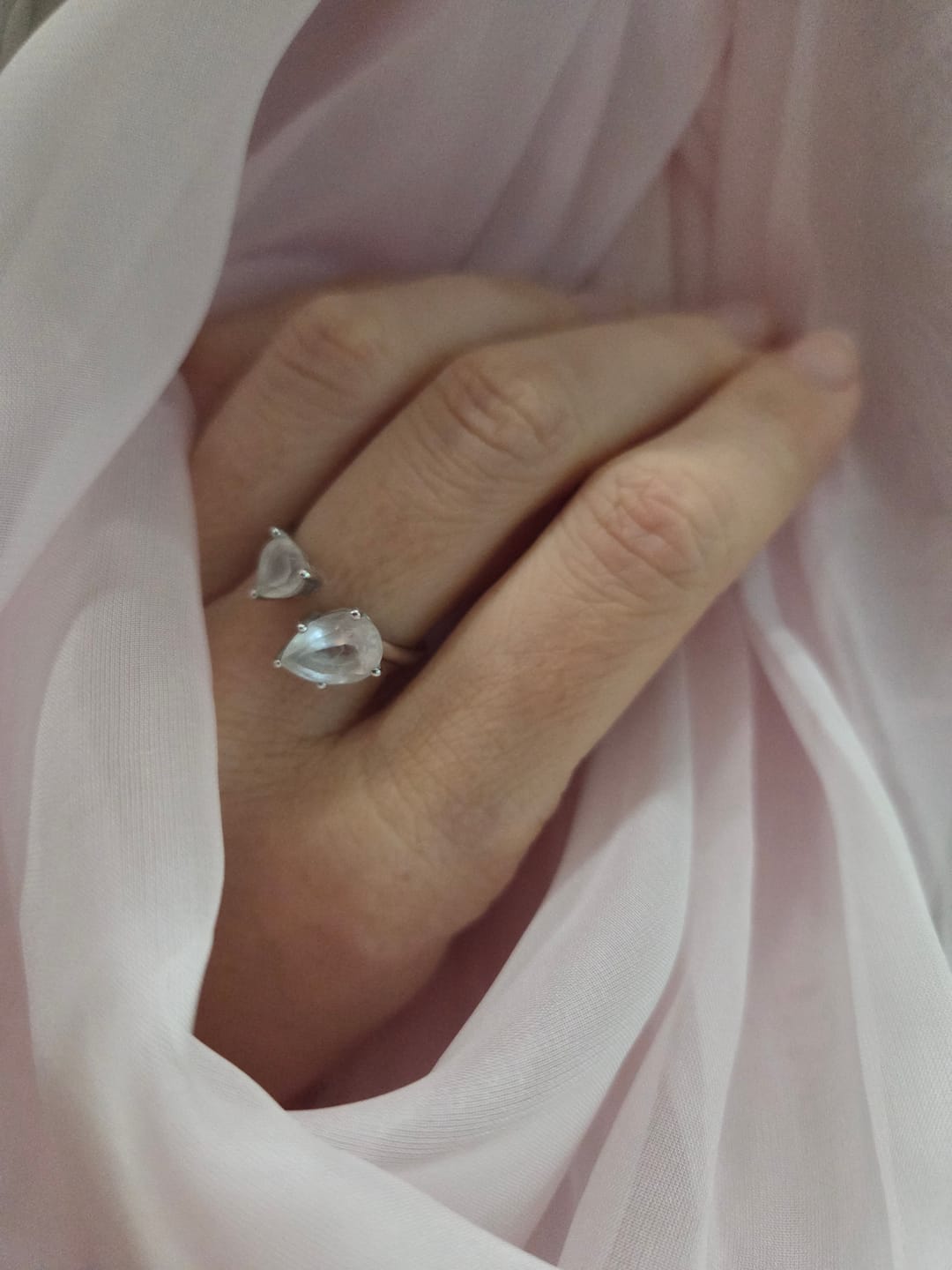 Customer photo review of Clear quartz + Rose quartz adjustable ring