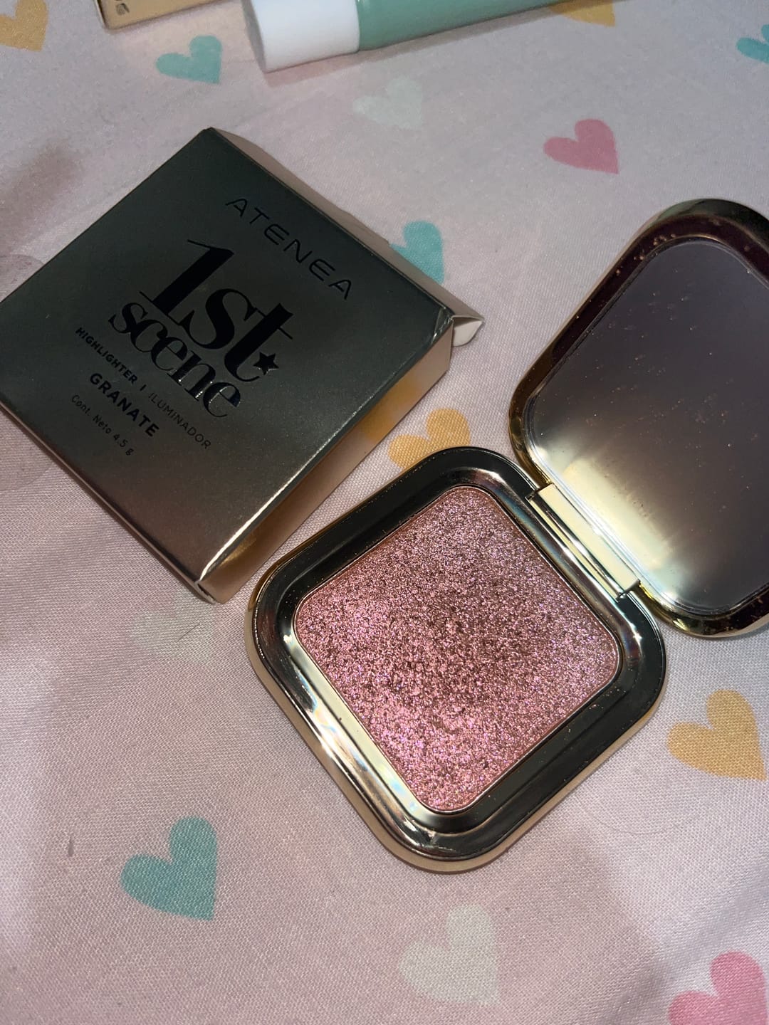 Customer photo review of ILUMINADOR COMPACTO 1ST SCENE