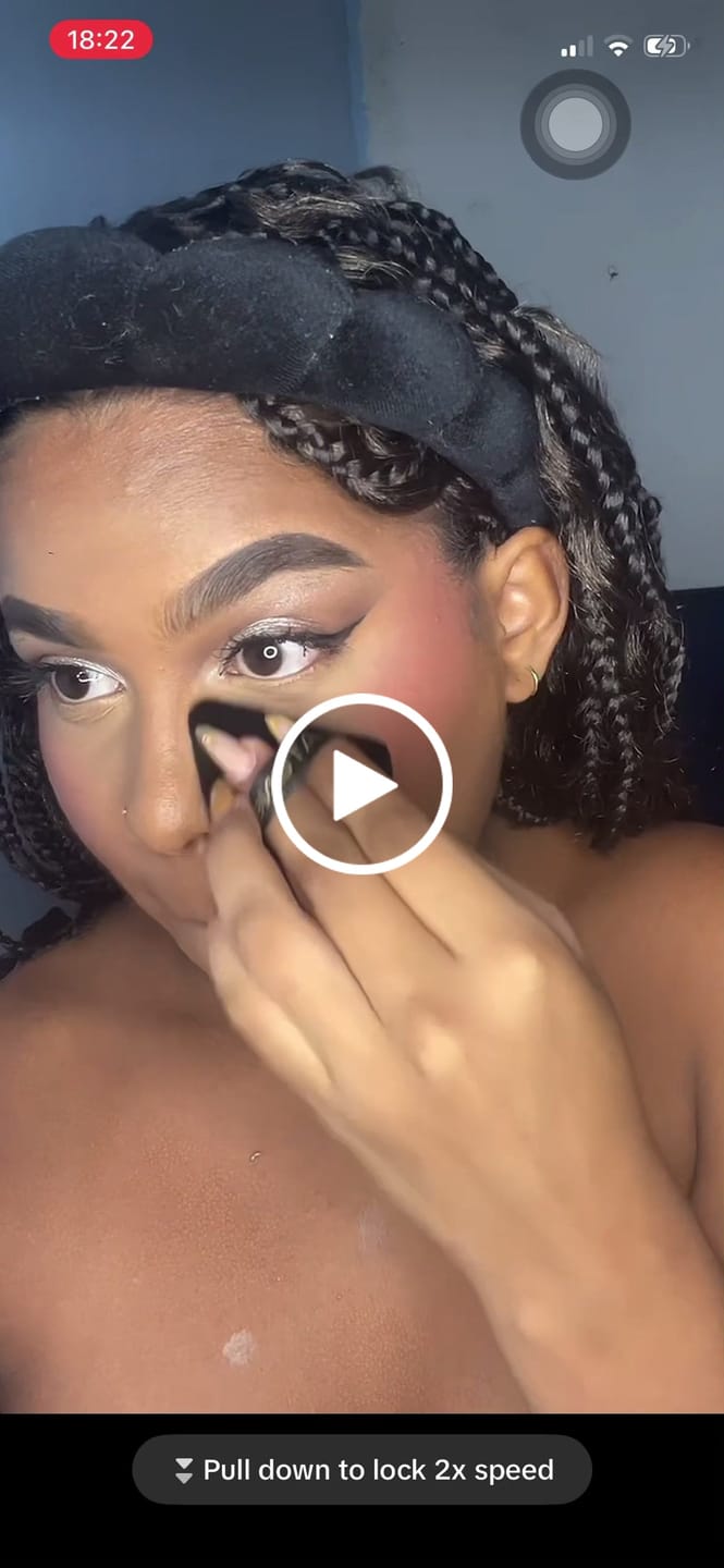 Customer video review of BORLA TRIANGULAR PARA POLVOS