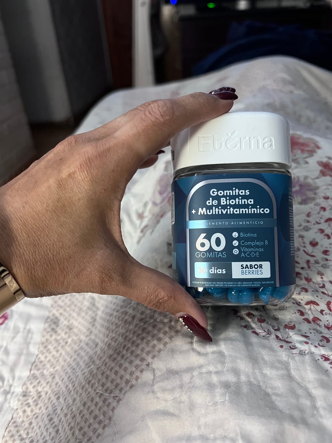 Customer photo review of Gomitas de Biotina y Multivitamínico | Suscripción
