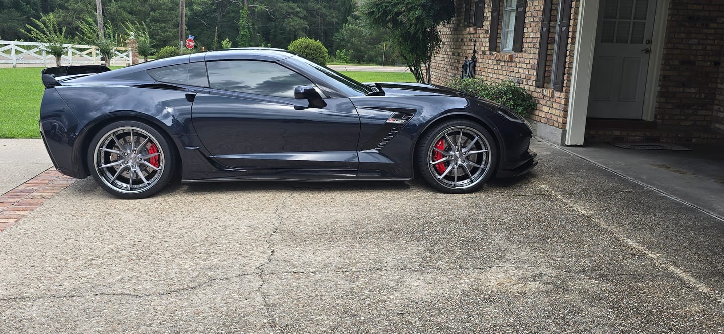Customer photo review of RV-DB082: CUSTOM FORGED 2-PIECE WHEELS