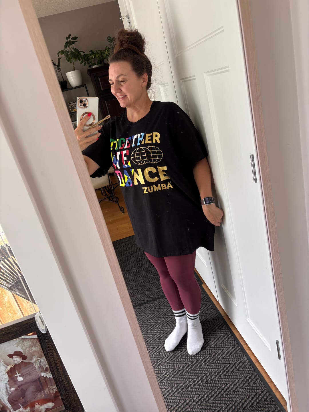 Customer photo review of Worldwide Unisex Crew Neck Tee - Black