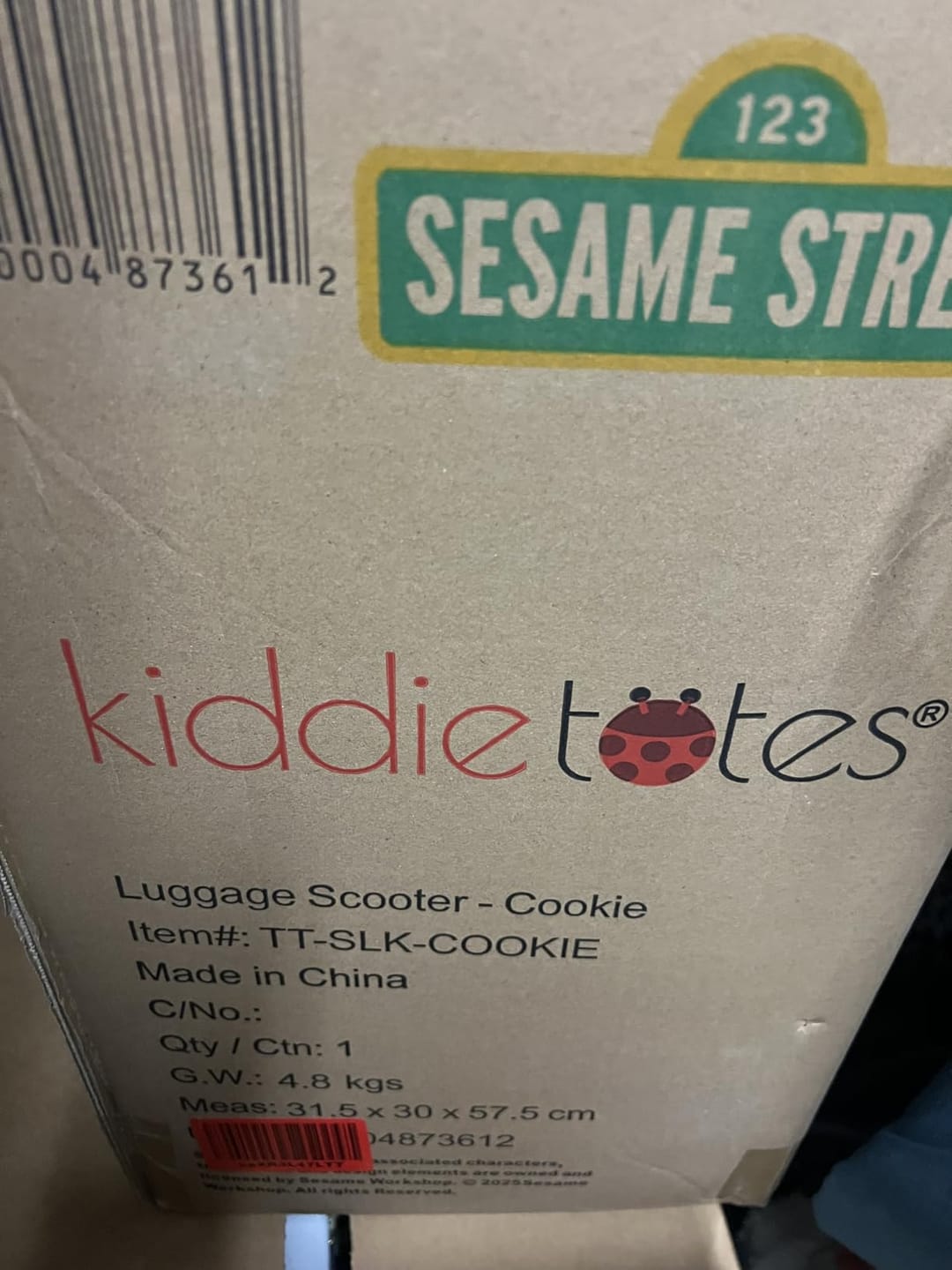 Customer photo review of Cookie Monster Detachable Scooter Luggage