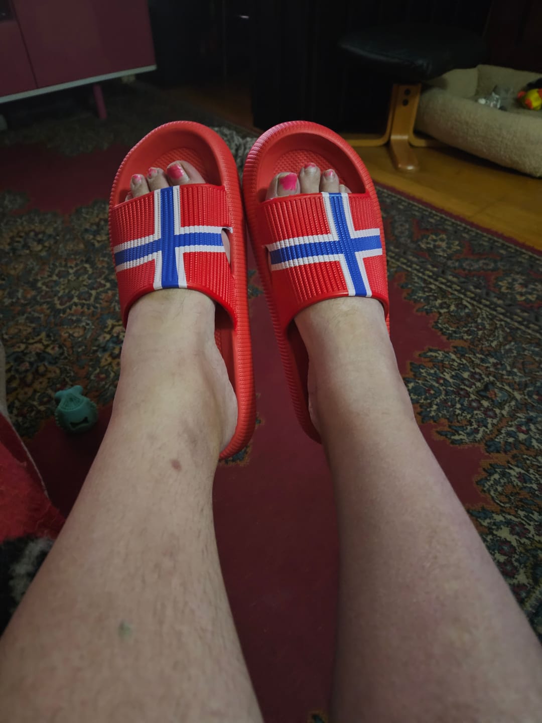 Customer photo review of HappyFlops World Cup