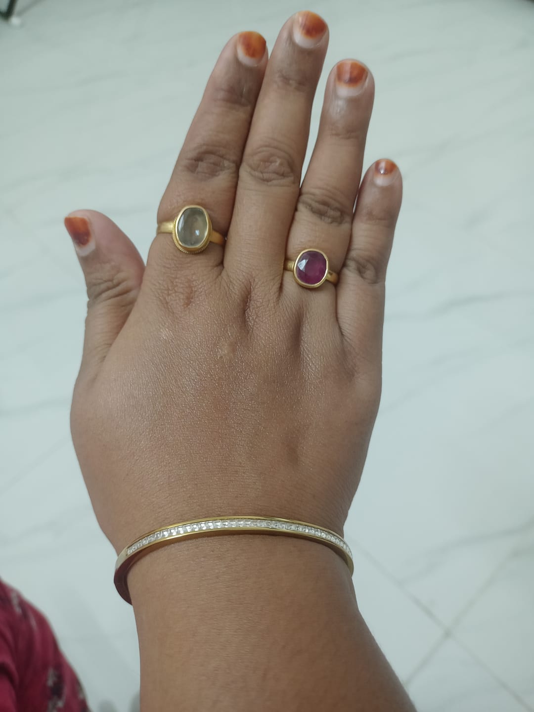 Customer photo review of Sparkling Line Bangle Bracelet