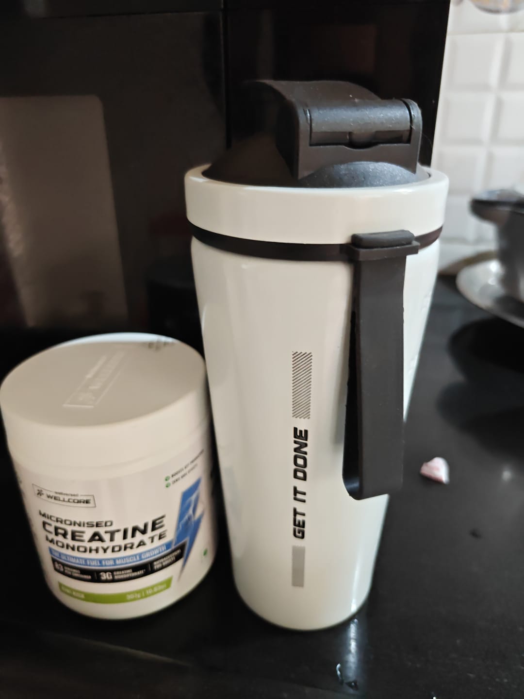 Customer photo review of Wellcore - Micronised Creatine Monohydrate (83 Servings, Kiwi Kick) + Premium Steel Shaker