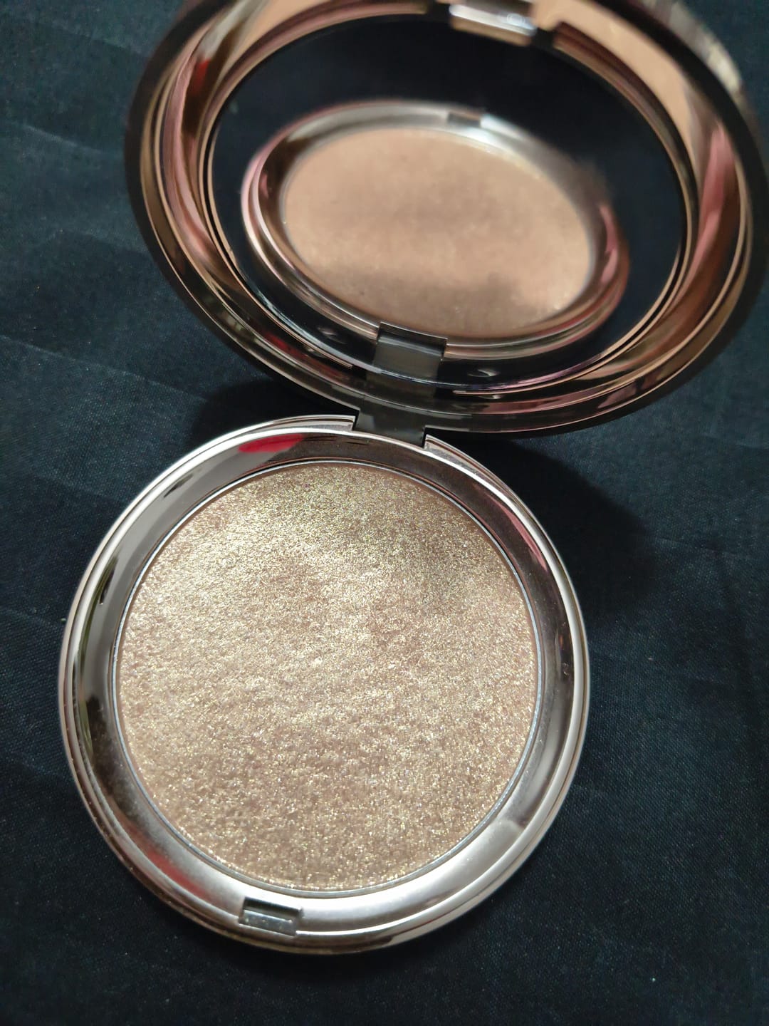 Customer photo review of ILUMINADOR EFECTO HÚMEDO SUBLIME