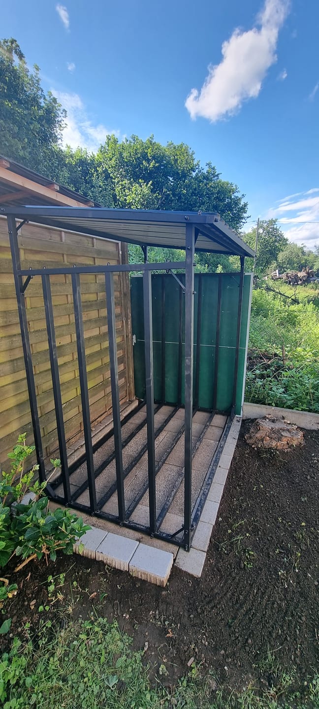 Customer photo review of Gartenzeit® Premium Kaminholzregal für den Außenbereich – XXL, extra stabil & wetterfest