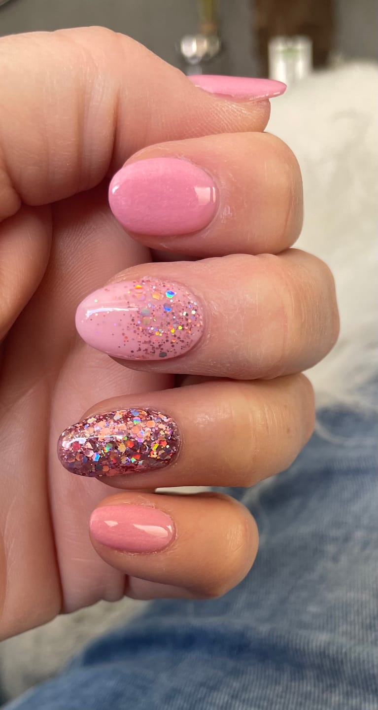 Customer photo review of Blush Petal Dipping Powder