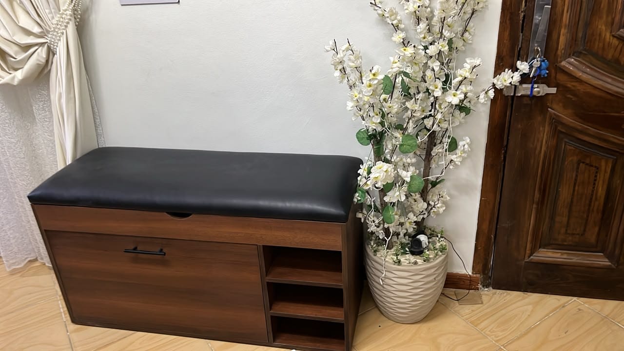 Customer photo review of Shoe Rack: Seat, Flap, Stylish & Functional