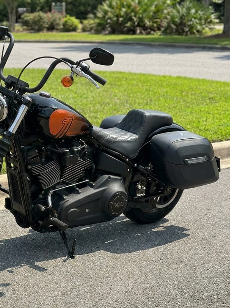 Customer photo review of 40L - Lamellar Raven Extra Large Leather Covered Motorcycle Hard Saddlebags for Harley Softail Street Bob FXBB/S