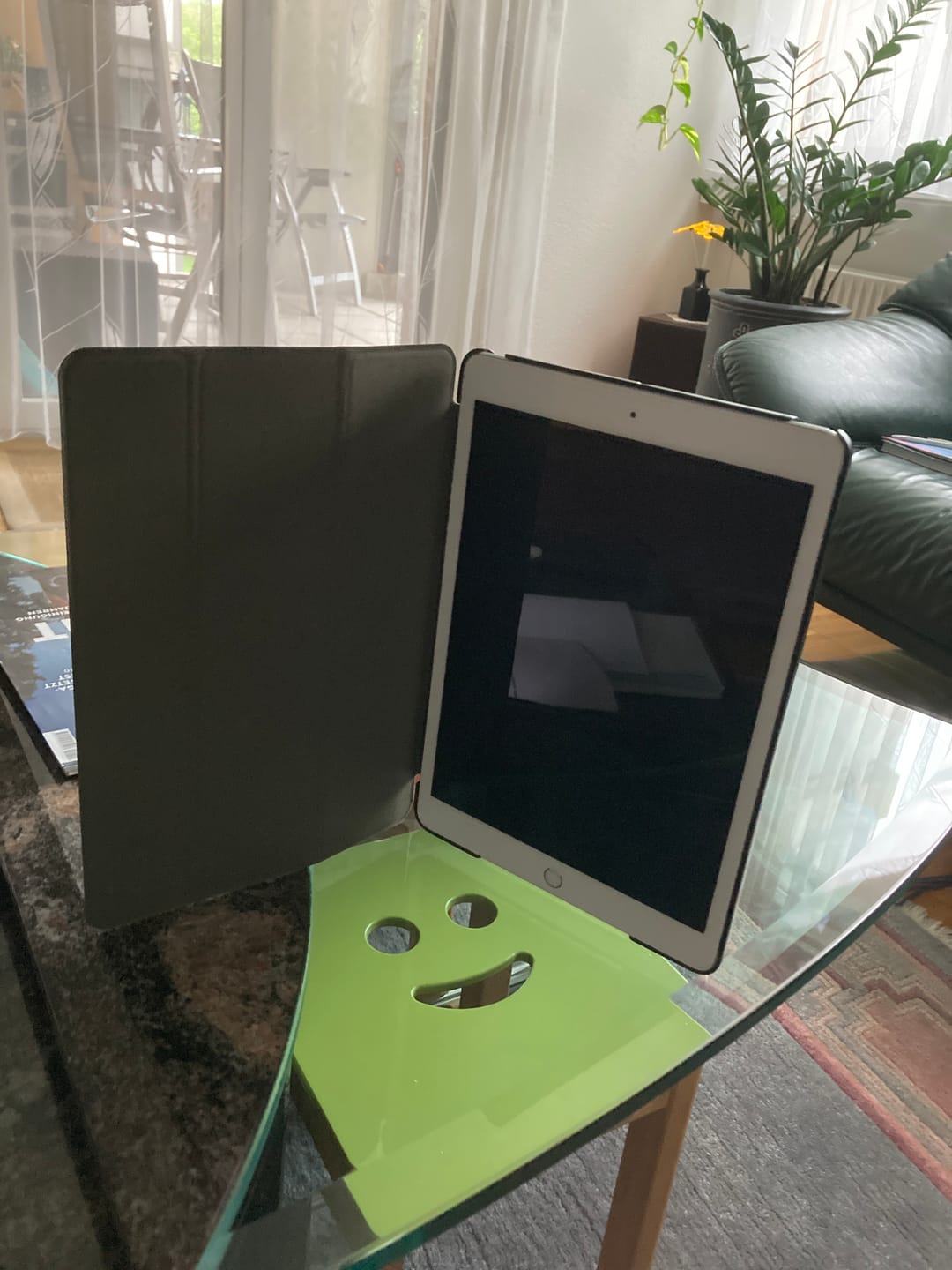 Customer photo review of iPad 10.2 - Tri-fold Smart Leder Case