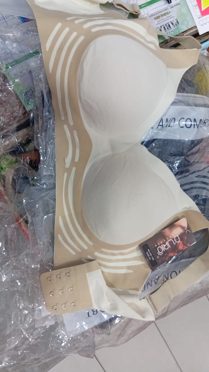 Customer photo review of Promo 3x1 Corpiño Antiflacidez sin Aros para Busto Grande