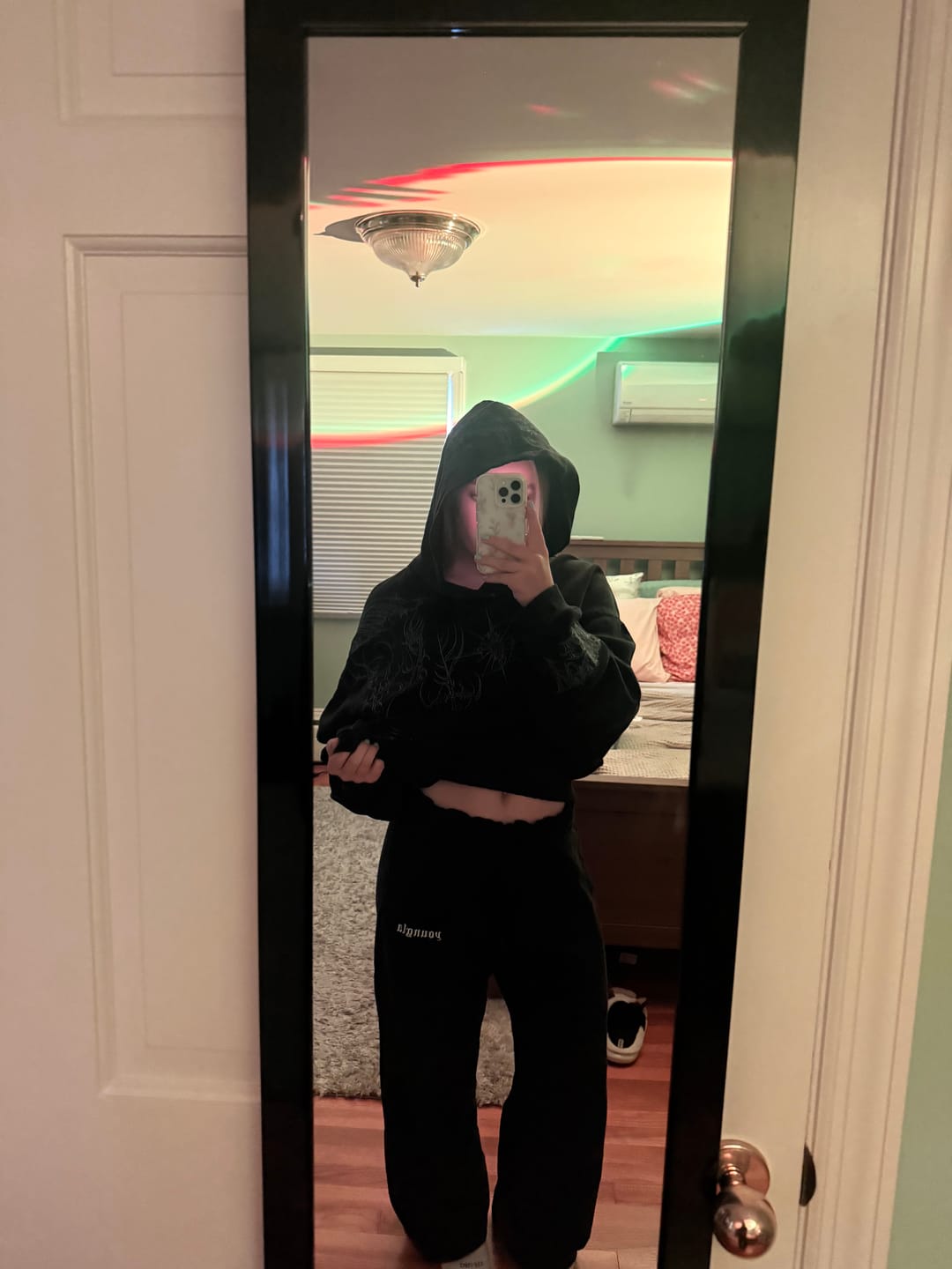Customer photo review of 2111 - Classic Baggy Sweats
