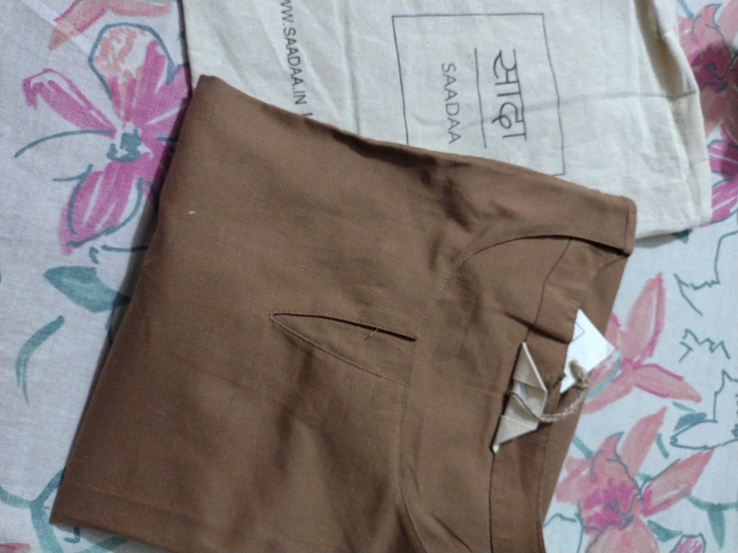 Customer photo review of Women Coffee Brown Airy Linen Split Neck Short Kurta