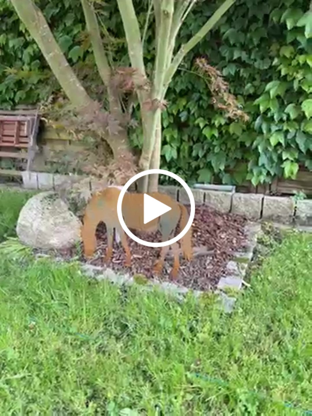 Customer video review of Gartenstecker Grasendes Pferd