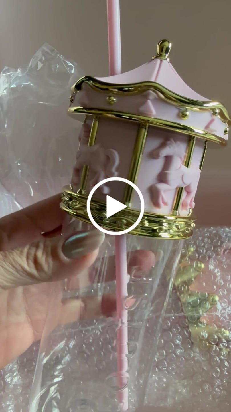Kundevideoanmeldelse av Milkshake Cup Mystery Bundle