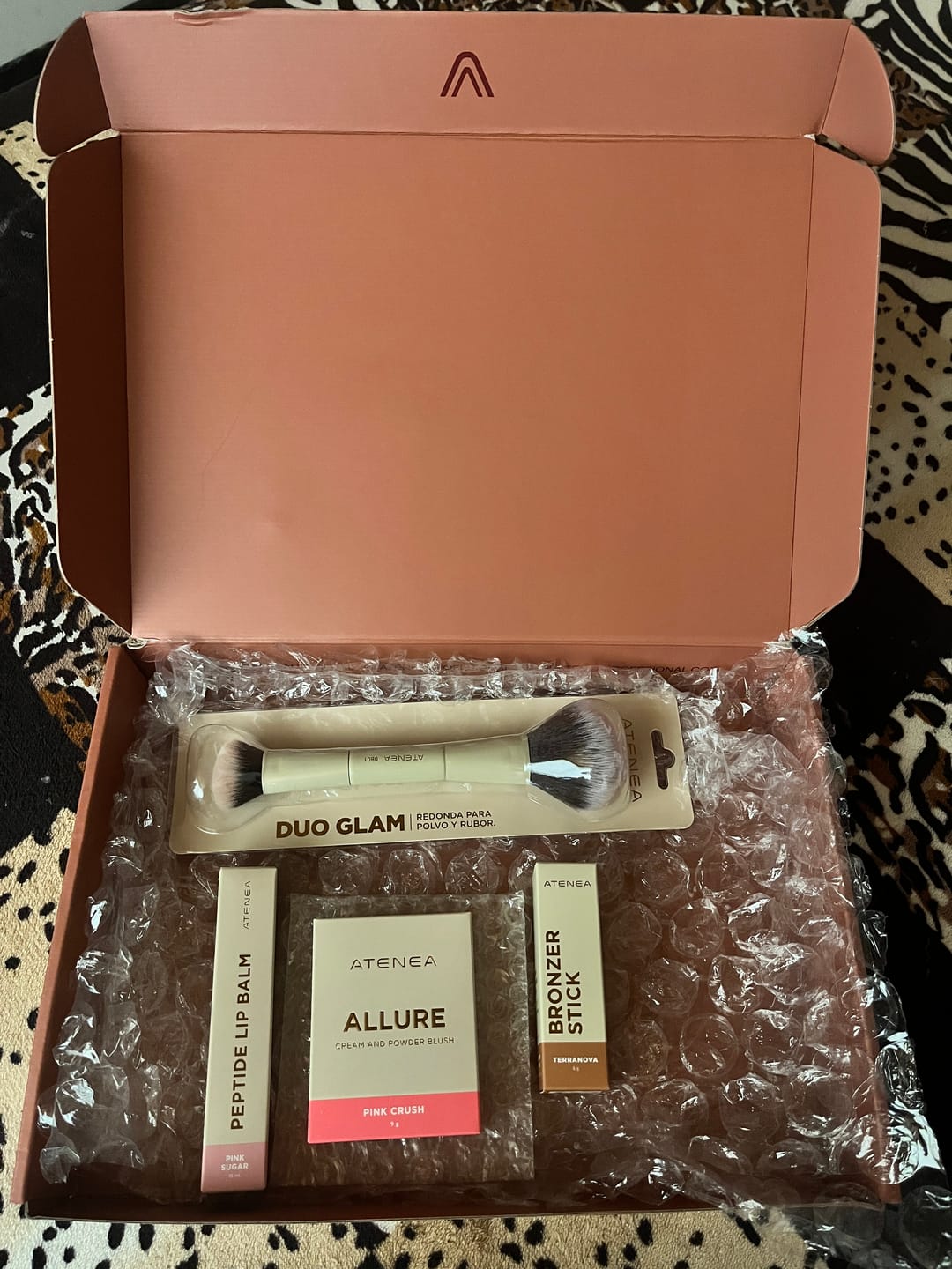Customer photo review of BRONZER CREMOSO EN BARRA COLLECTION