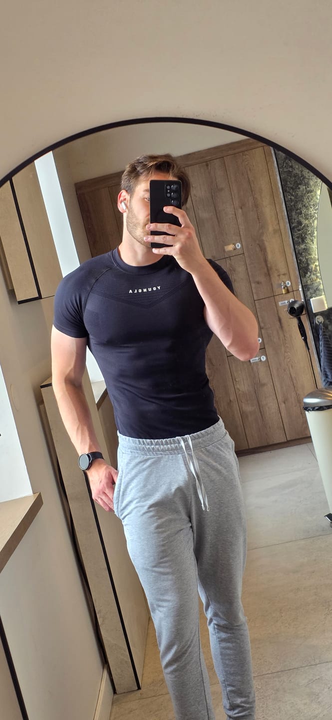 Customer photo review of 475 SuperVillain Compression Tees