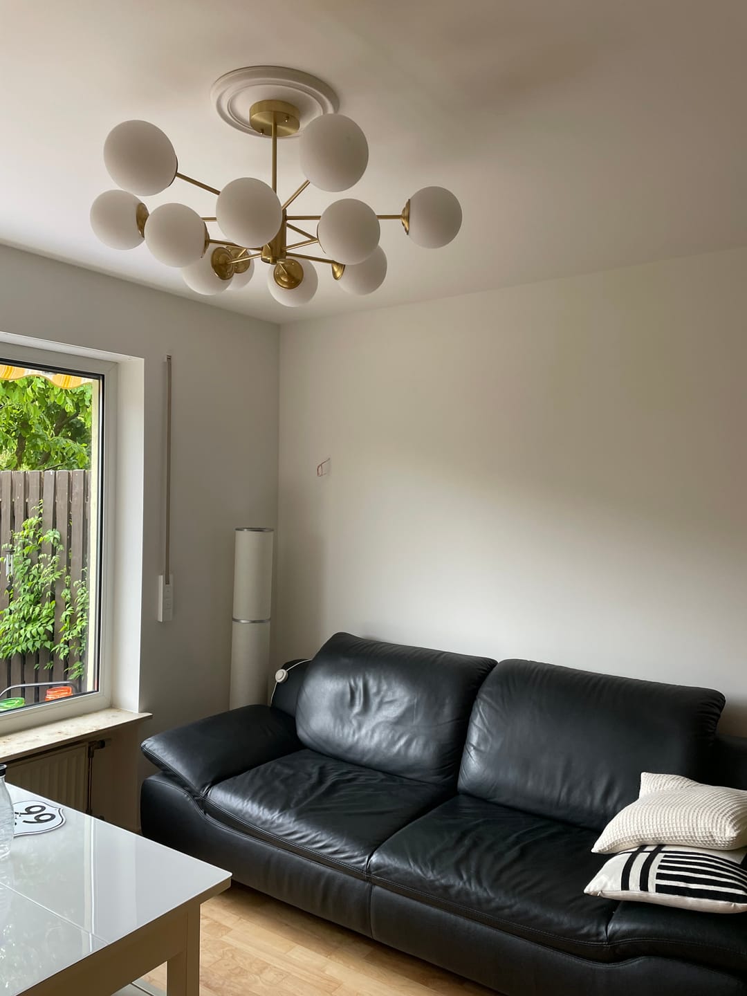 Customer photo review of Mid-Century Modern 12-Light 2-Tiered Sputnik Glass Globe Chandelier