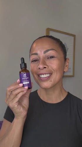Customer photo review of Vitae Charm Face Oil