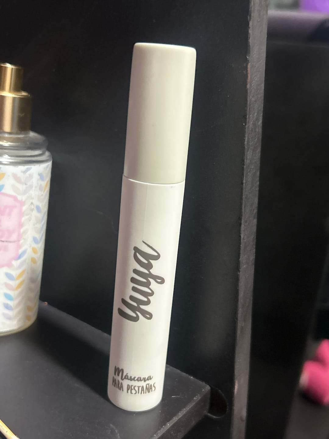 Customer photo review of Máscara para pestañas "10 aceites naturales"