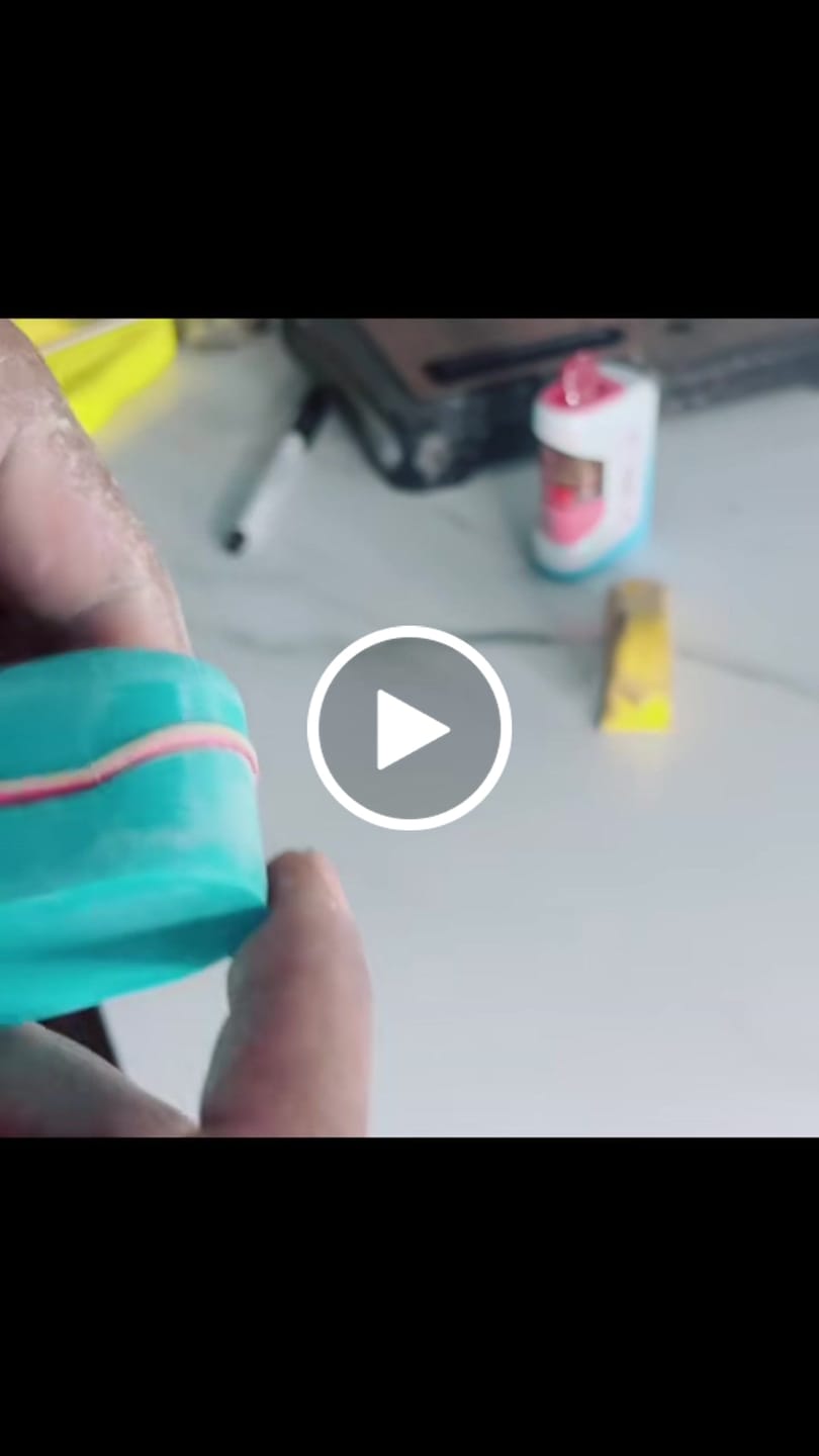 Customer video review of Fingerskateboard Construction Kit - for Experts