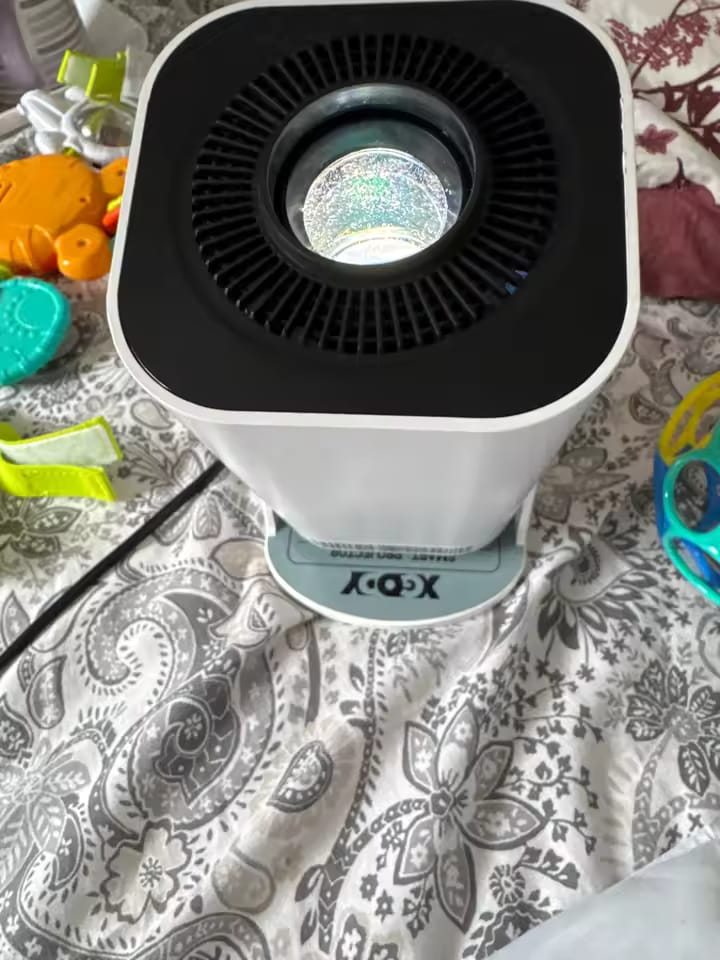 Customer photo review of 4K Smart Mini-Projektor – WiFi6 Android Heim & Outdoor