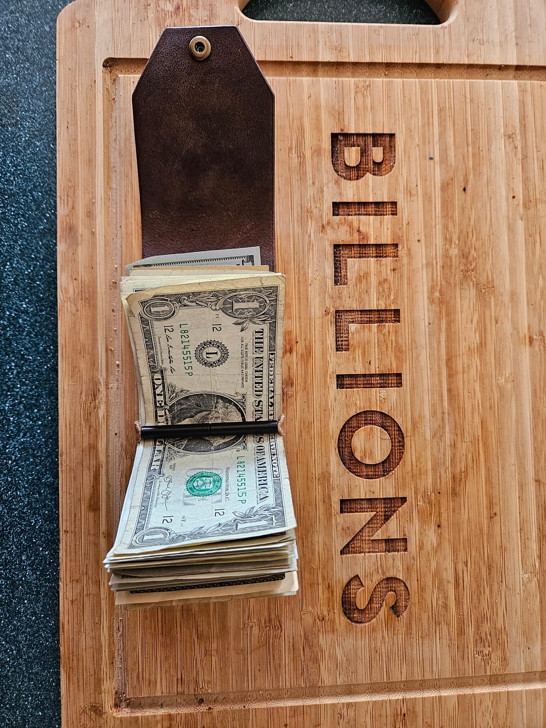 Customer photo review of The Cash Wrap (USD size)