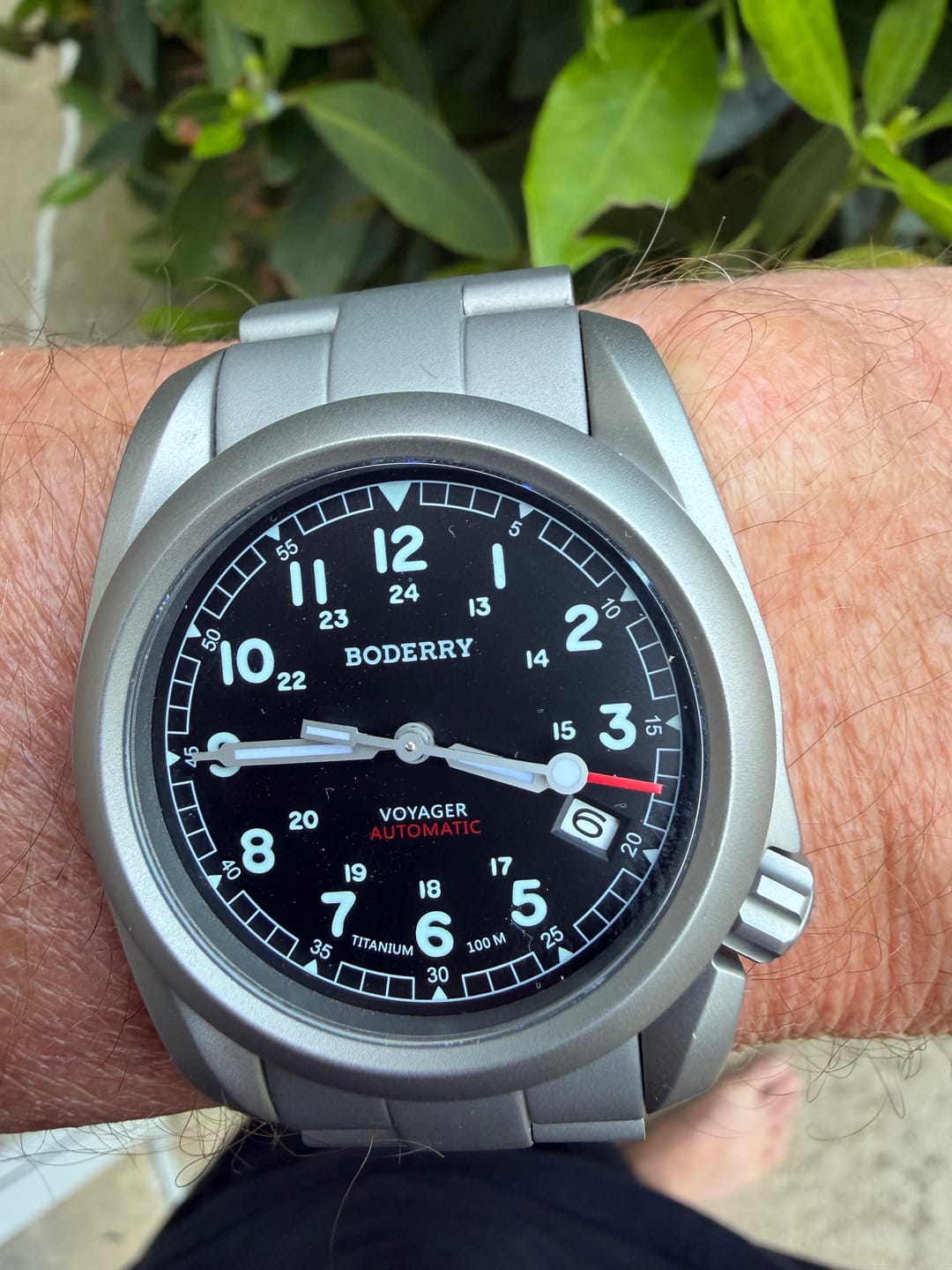 Customer photo review of VOYAGER - 100M Waterproof Titanium Automatic Field Watch | Black-bracelet