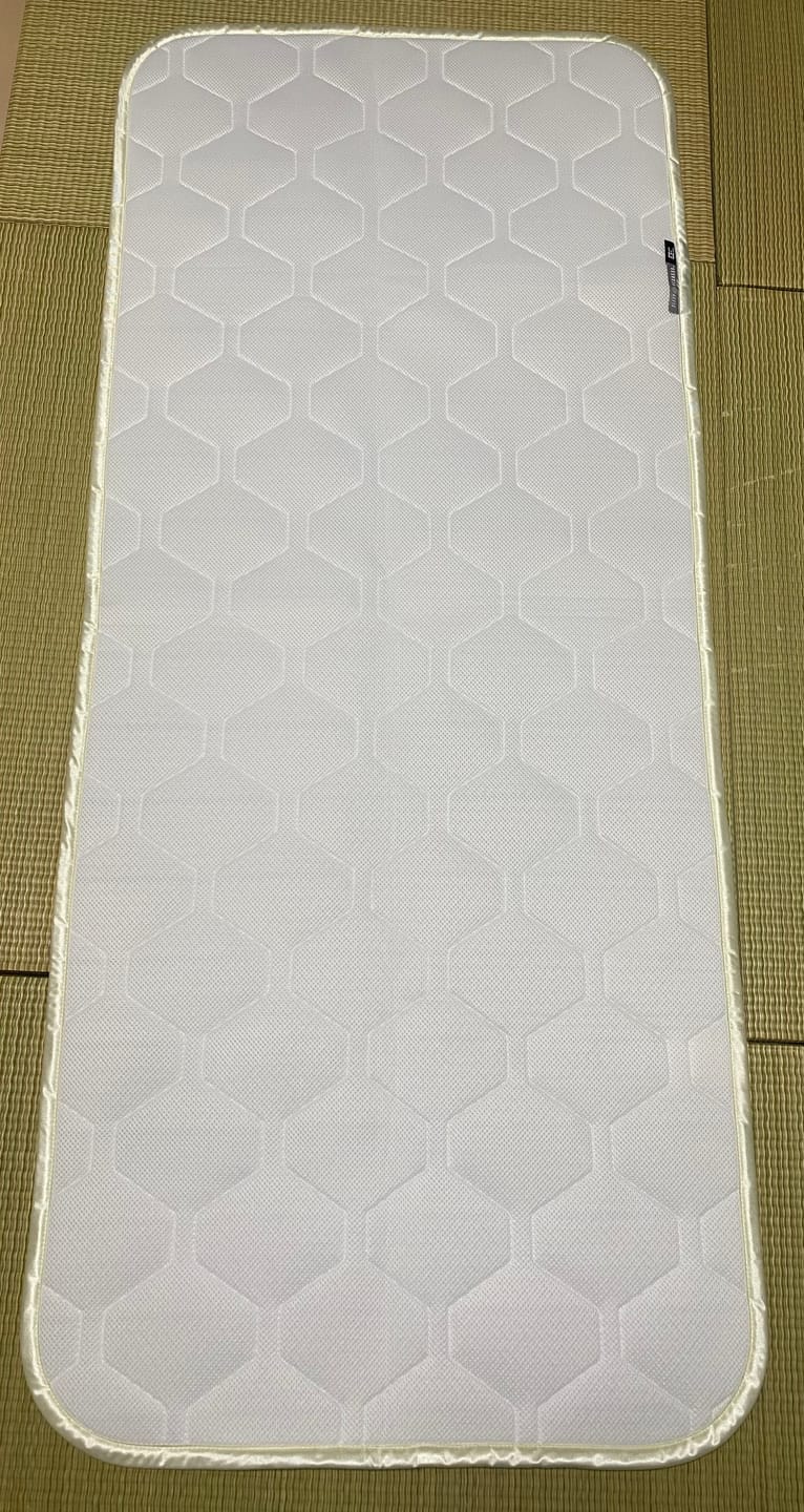Customer photo review of SLEEP HEXAGON　上位版ホルミシスポータブルパッド