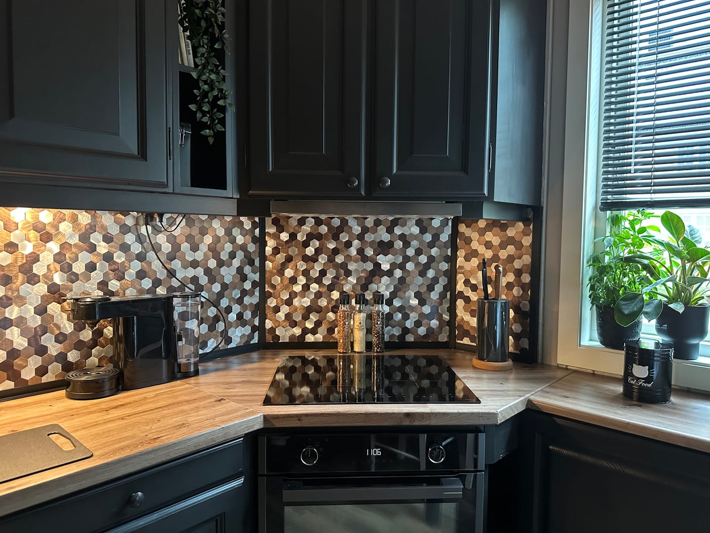 Customer photo review of Artisan Oak kontaktplast
