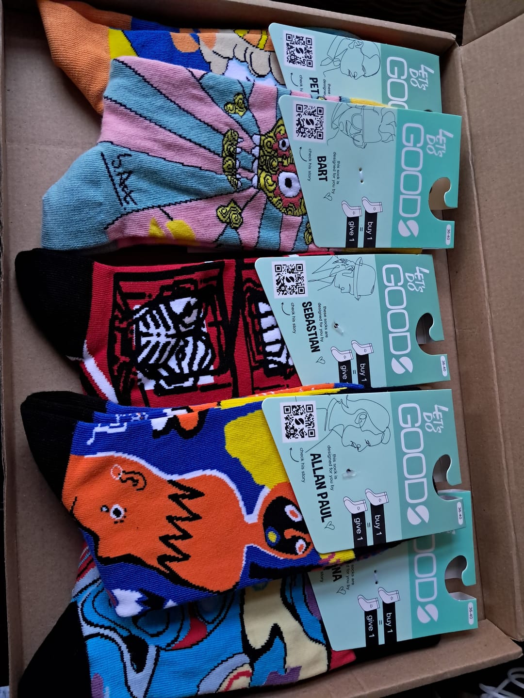 Customer photo review of Mystery Box - 5 Paar sokken