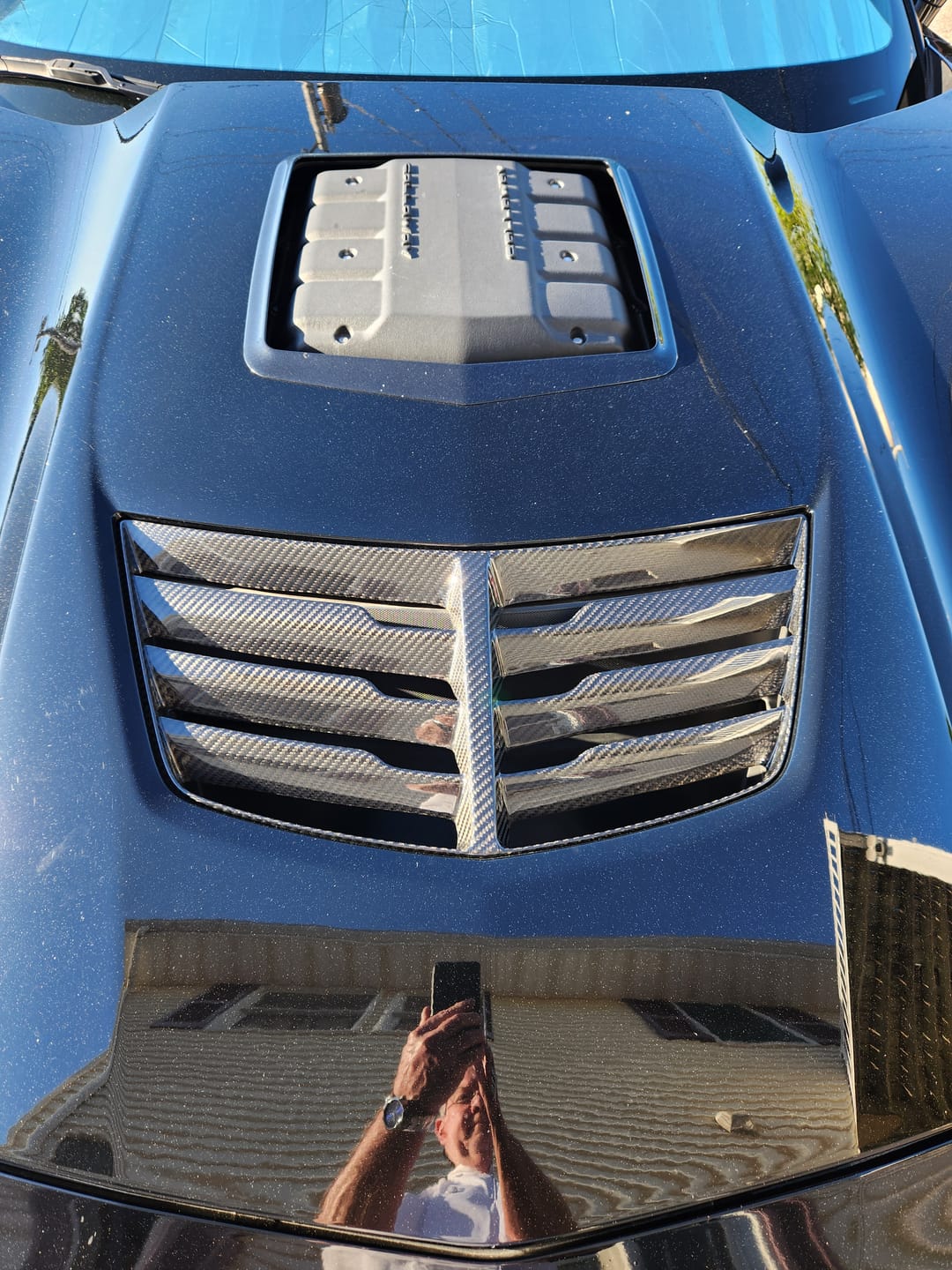 Customer photo review of Corvette C7 Z06 DRY Carbon Fiber Hood Vent